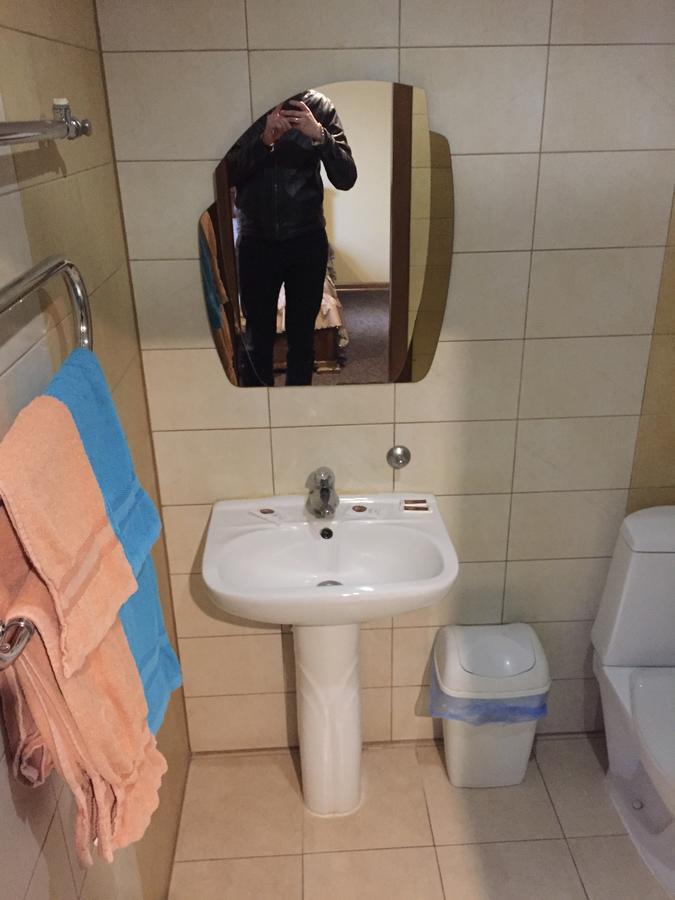 Podilskii Dvir Yakushintsy Dış mekan fotoğraf