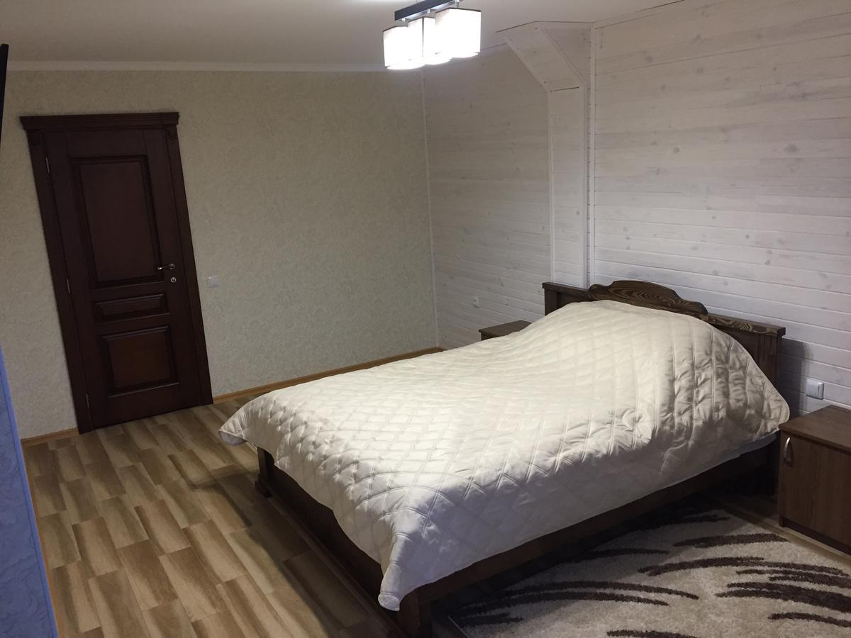 Podilskii Dvir Yakushintsy Dış mekan fotoğraf